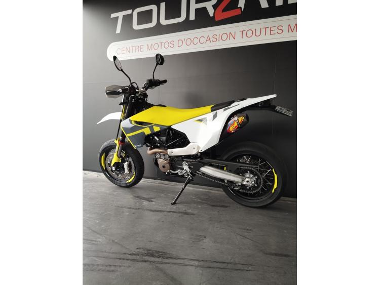 HUSQVARNA 701 SUPERMOTO