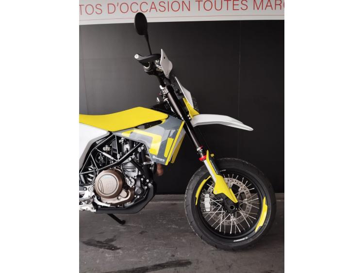 HUSQVARNA 701 SUPERMOTO