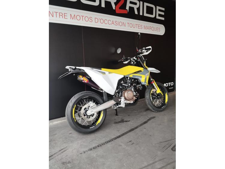 HUSQVARNA 701 SUPERMOTO