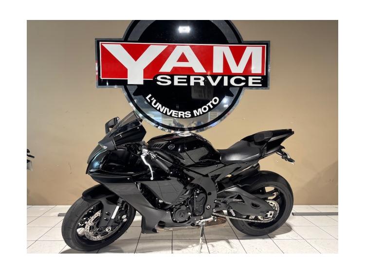YAMAHA YZF 1000 R1
