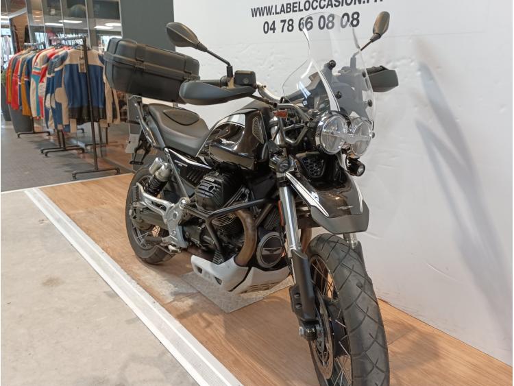 MOTO GUZZI V85 TT GUARDIA D\'ONORE