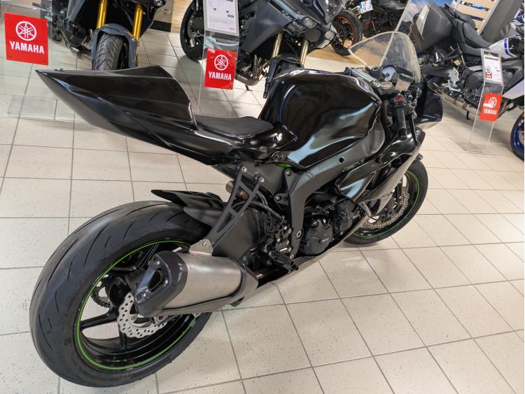 KAWASAKI ZX-6R 636