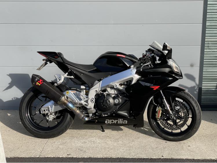 APRILIA RSV4 