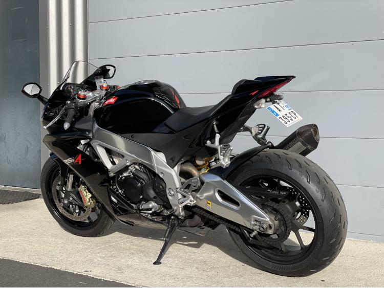 APRILIA RSV4 