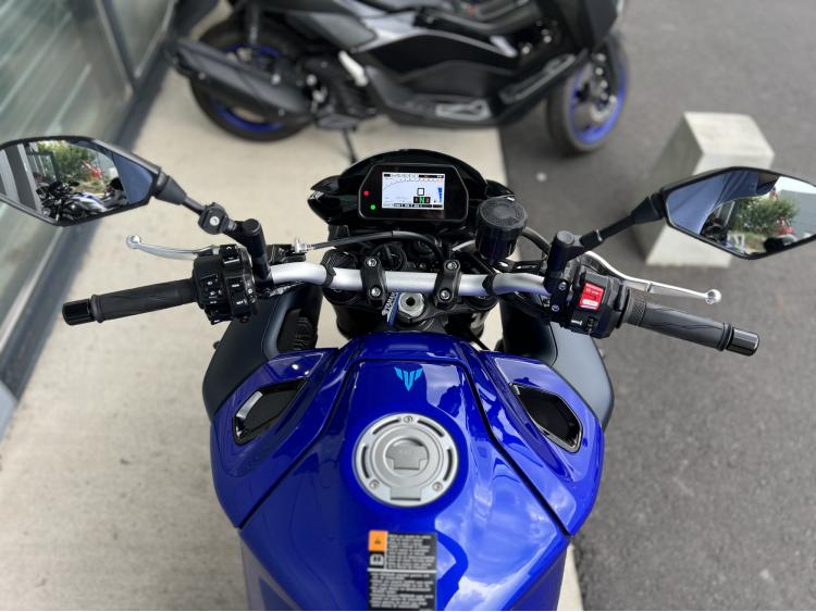 YAMAHA MT-10