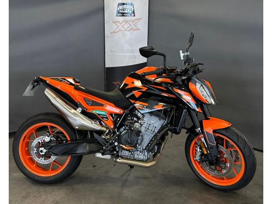 KTM 890 DUKE GP