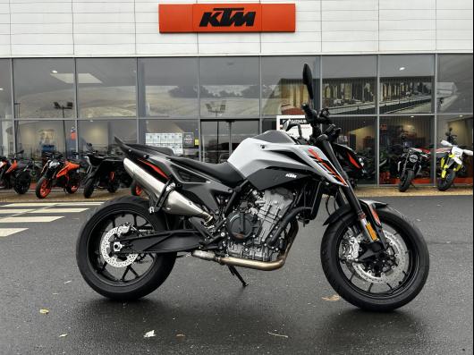 photo-annonce-ktm-790-duke-l_67472b4c1d7b6148967412.jpg