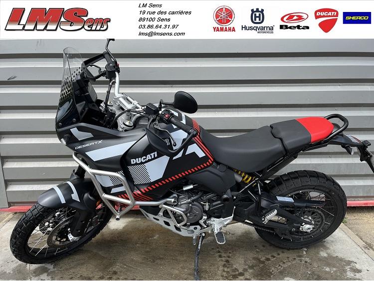 DUCATI DESERT X
