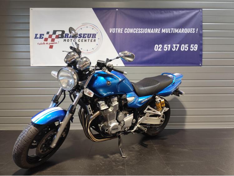 YAMAHA XJR 1300