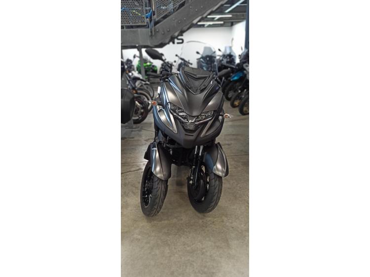 YAMAHA TRICITY 300