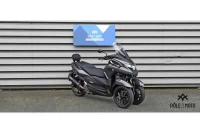 YAMAHA TRICITY 300