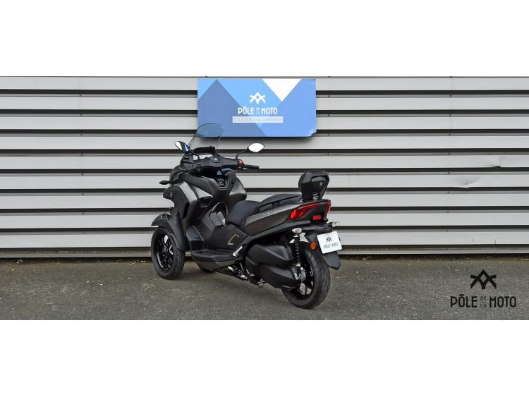 YAMAHA TRICITY 300