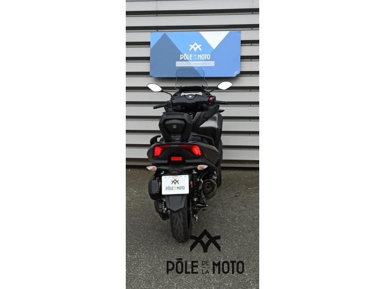 YAMAHA TRICITY 300