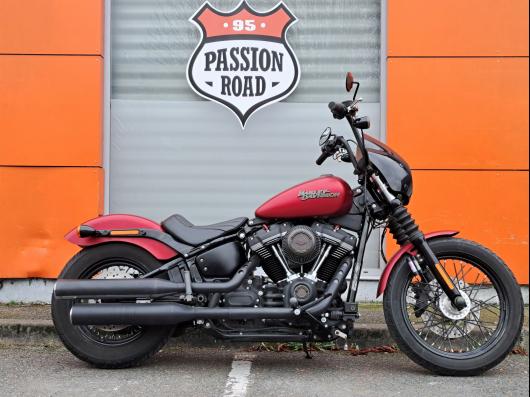 HARLEY-DAVIDSON SOFTAIL STREET BOB 1745