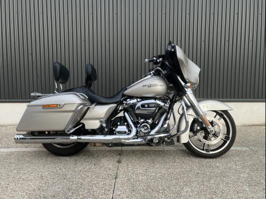 HARLEY-DAVIDSON TOURING STREET GLIDE 1745