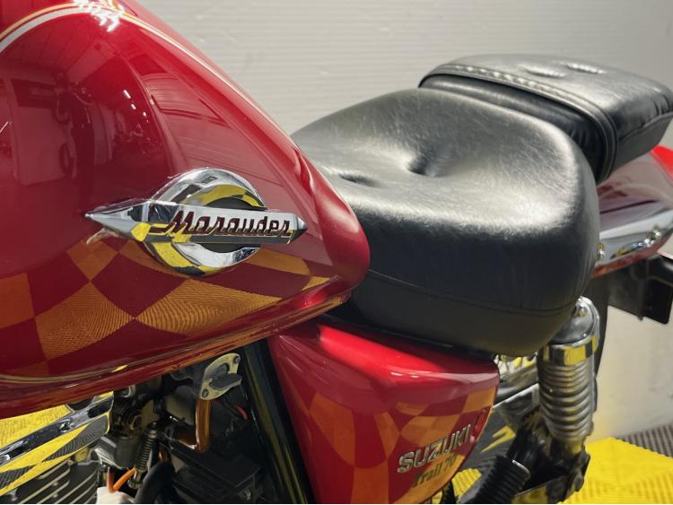 SUZUKI GZ 125 MARAUDER