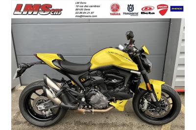 DUCATI MONSTER