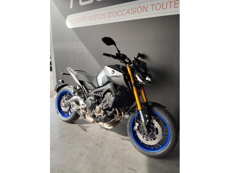 YAMAHA MT-09 SP