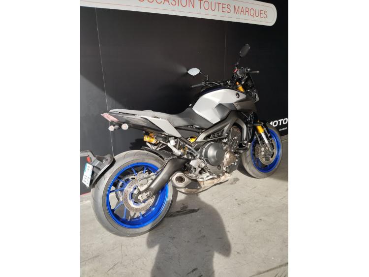 YAMAHA MT-09 SP