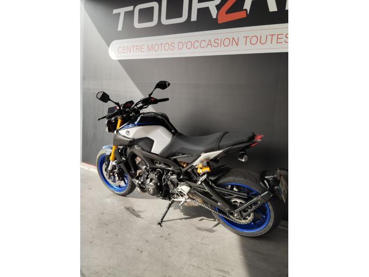 YAMAHA MT-09 SP