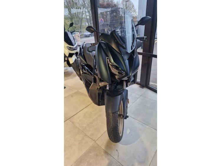 YAMAHA XMAX 125 TECH MAX garantie  12 mois