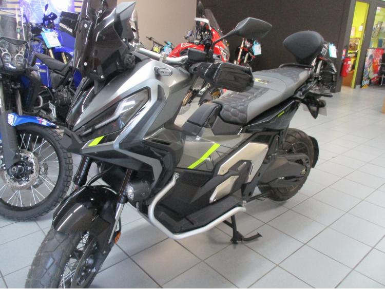 HONDA X-ADV