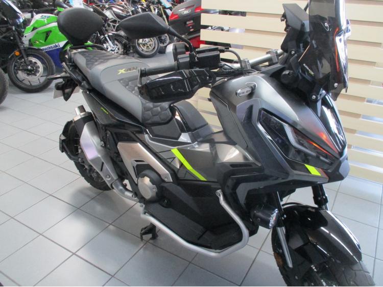 HONDA X-ADV