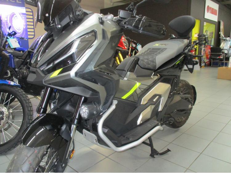 HONDA X-ADV