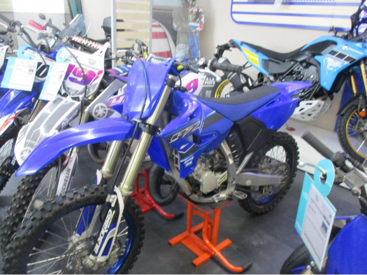 YAMAHA YZ 125