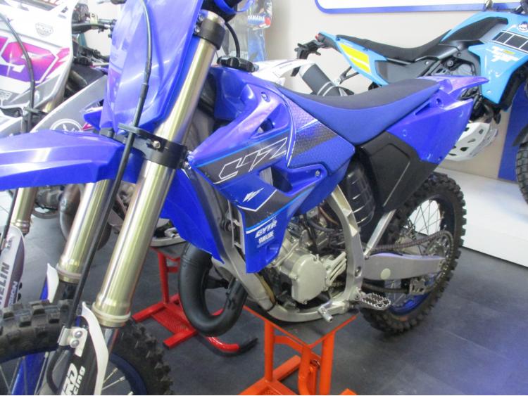 YAMAHA YZ 125