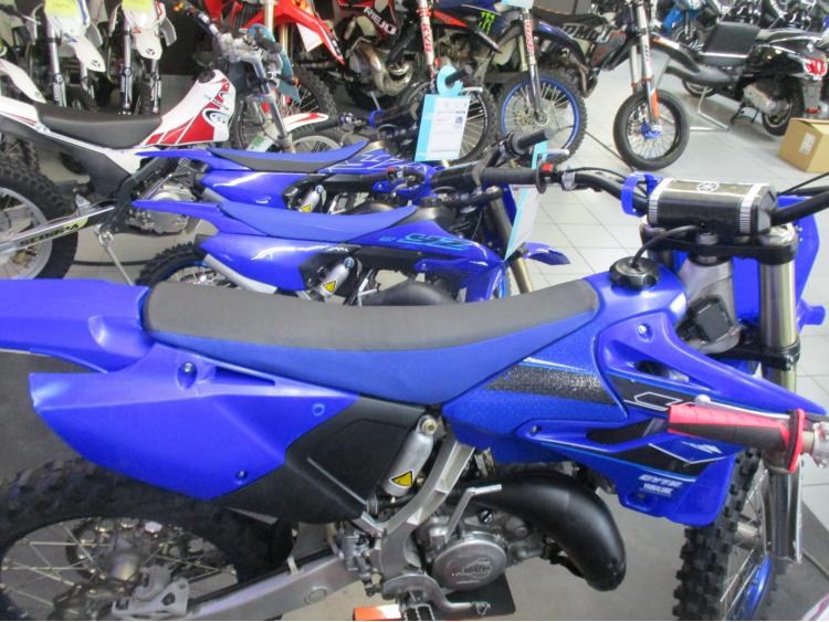 YAMAHA YZ 125