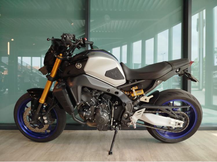 YAMAHA MT-09 SP 35KW + EQUIPEMENTS