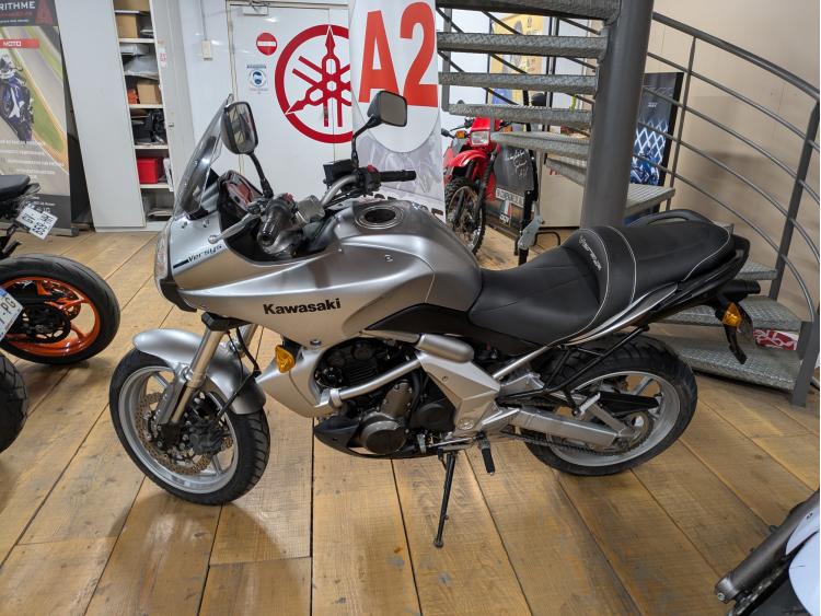 KAWASAKI VERSYS 650 14300 kms 
