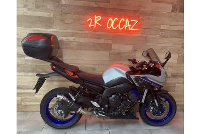 YAMAHA FAZER8