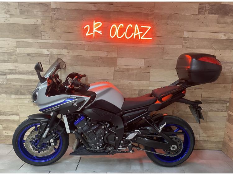 YAMAHA FAZER8