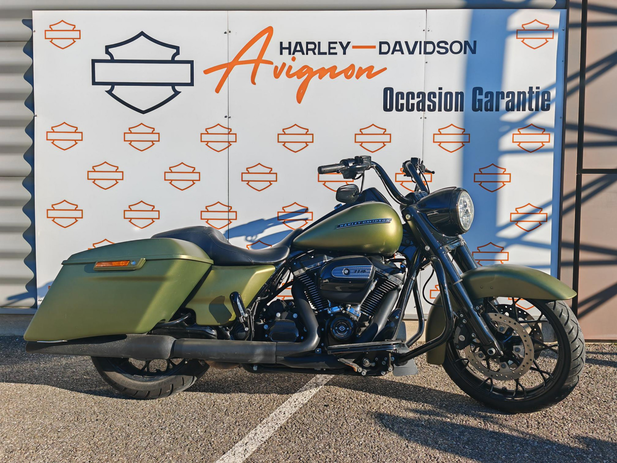 HARLEY-DAVIDSON TOURING ROAD KING 1800 SPECIAL