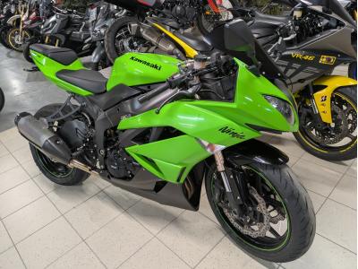 KAWASAKI ZX-6R 636