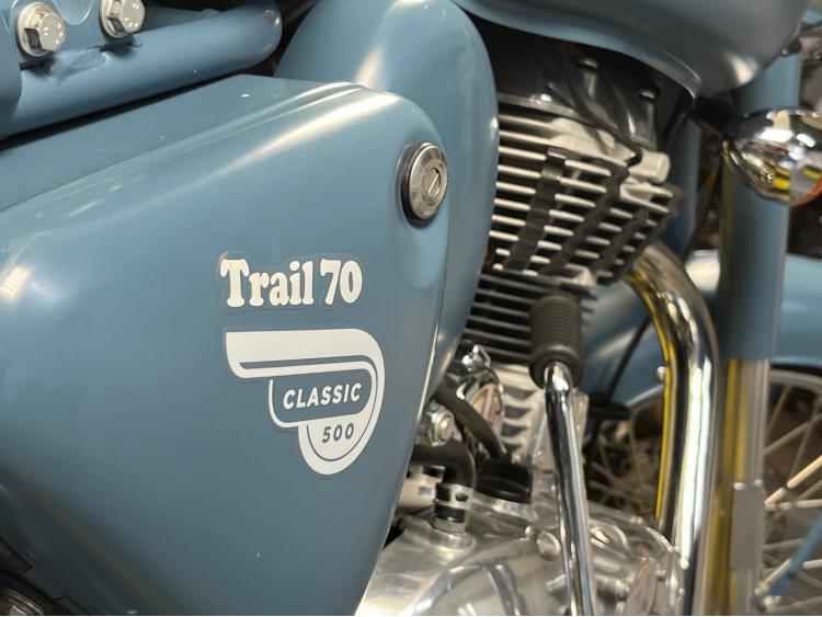 ROYAL ENFIELD CLASSIC 500 BLUE SQUADRON