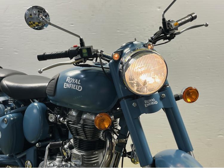 ROYAL ENFIELD CLASSIC 500 BLUE SQUADRON