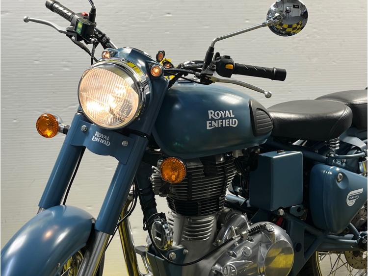 ROYAL ENFIELD CLASSIC 500 BLUE SQUADRON