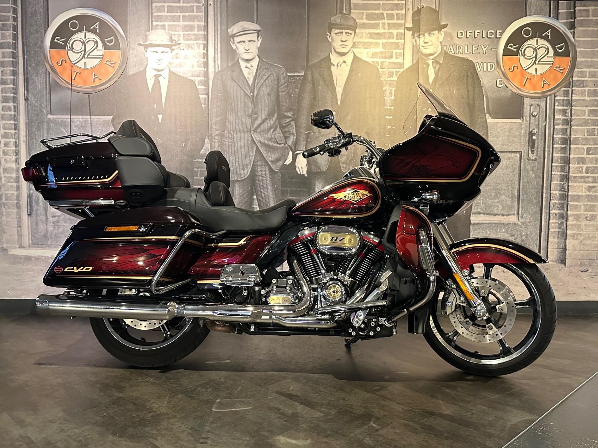 HARLEY-DAVIDSON TOURING ROAD GLIDE LIMITED CVO 120th ANNIVERSARY