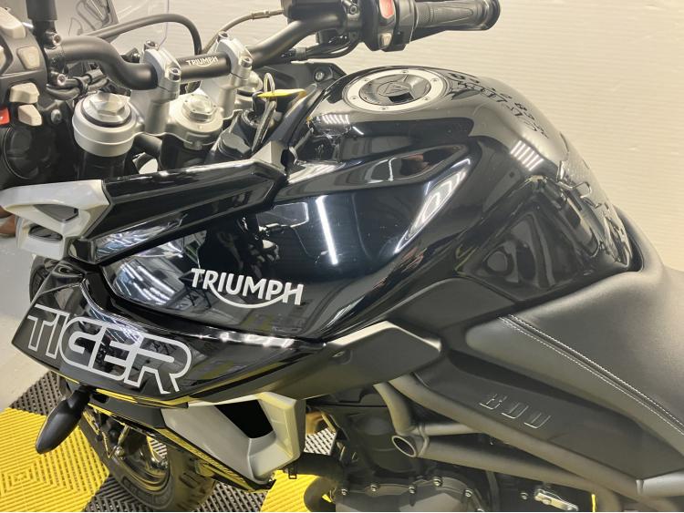 TRIUMPH TIGER 800 XRX  2019