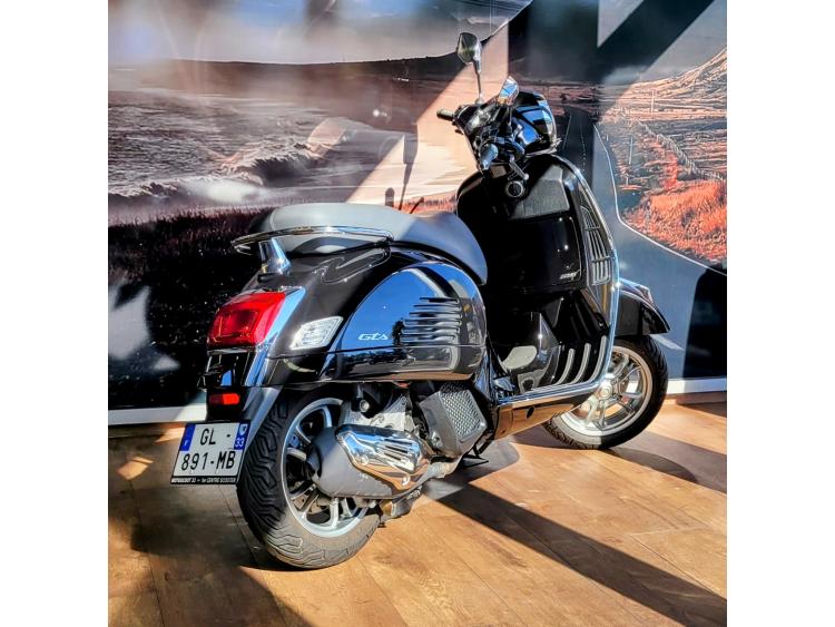 PIAGGIO VESPA 125 GTS Classic