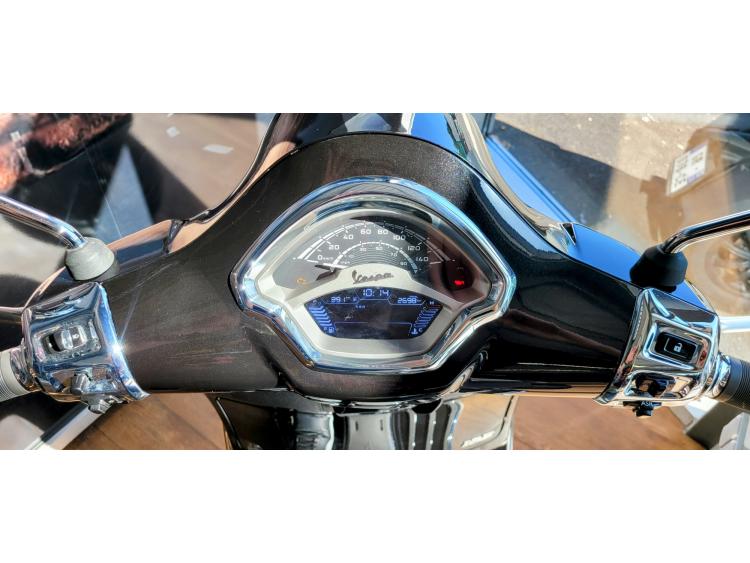 PIAGGIO VESPA 125 GTS Classic