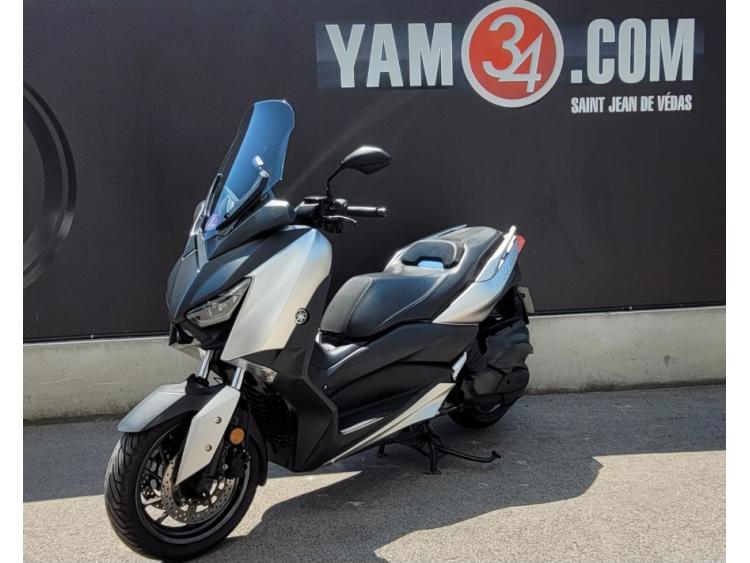 YAMAHA X-MAX 400
