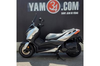 YAMAHA X-MAX 400