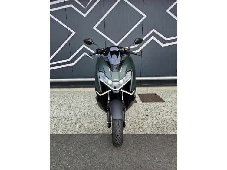 ZONTES Zontes 125 X Vert ou Noir 