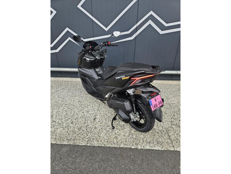 ZONTES Zontes 125 X Vert ou Noir 