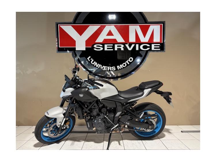 YAMAHA MT-07 (47.5CV)