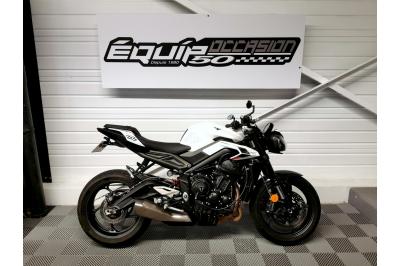 TRIUMPH STREET TRIPLE 765 R A2